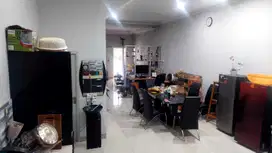 JUAL  RUMAH CANTIK  3lt di Pluit