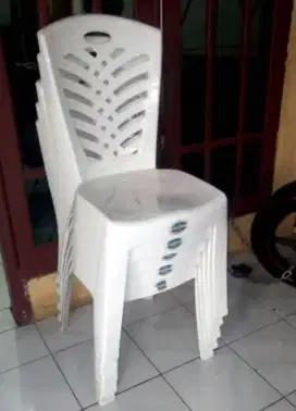 Kursi Plastik Napolly 209F