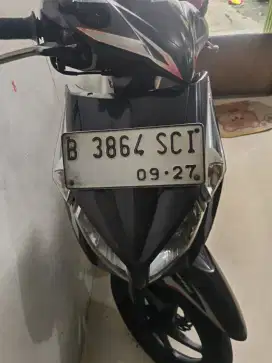 Dijual Honda vario CBS 110 tahun 2011 B DKI Jakarta selatan pajak idup