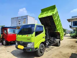 Hino Dutro 130HD X Power Dump Truck Tahun 2023