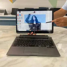 [F05] Laptop Editing 2in1 Intel i5en6 4GB SSD 14inch Touchscreen