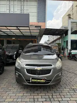Chevrolet Spin 1.5 LTZ A/T 2013, Abu-Abu