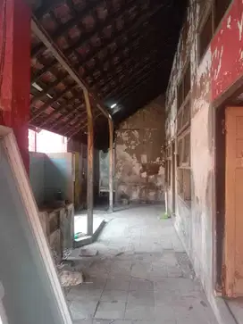 DISEWAKAN RUMAH BESAR DEKAT KAMPUS UGM & UNY, CATUR TUNGGAL, DEPOK, SL