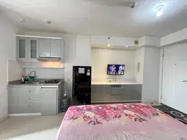 SEWA STUDIO HOOK FURNISHED TOWER CATTLEYA BASSURA CITY APARTEMEN
