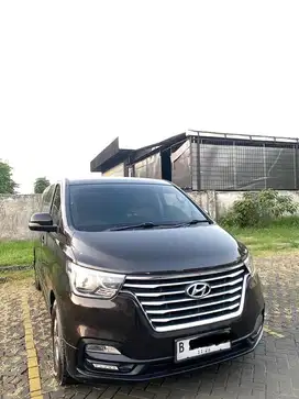 Hyundai H1 Diesel 2018 4 Baris 11 Seat Bs Tuker Tmbh