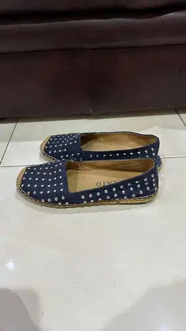 Sepatu Wanita Staccato Preloved
