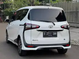 Toyota Sienta Q AT 2016 Putih Istimewa  NEGO SAMPE JADI