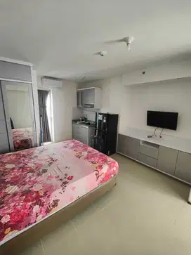 Sewa Cepat Studio HOOK Besar Furnished Atas Mall Bassura