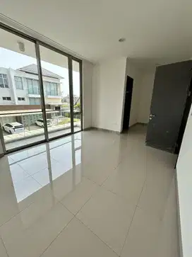 Disewakan Rumah Tahap 1 PIK 2 Cluster Atlanta Ukuran 10x15 Row Jalan B