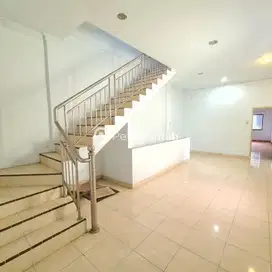 Dijual TOWNHOUSE JALAN PASAR III KOMPLEK CITRA KRAKATAU HARMONIS