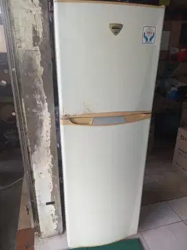 KULKAS NATIONAL 2 PINTU ORISINIL MESIN