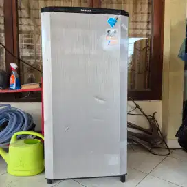 Kulkas sanken 1 pintu