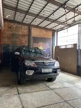Toyota Fortuner 2007 Bensin