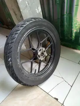 pelek depan vario
