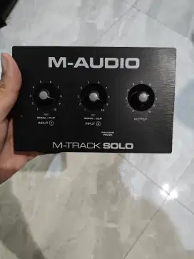 M audio M track solo bekas