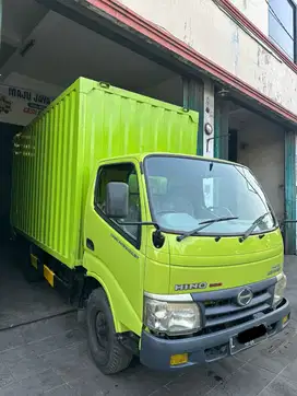 Hino Dutro 110SDL engkel long box besi 2015