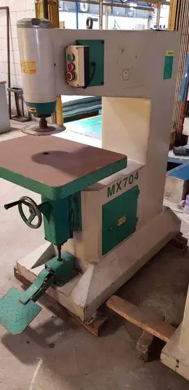 Mesin Router Kayu High Speed