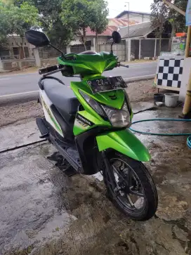 Beat 2013 surat BPKB saja plat jember