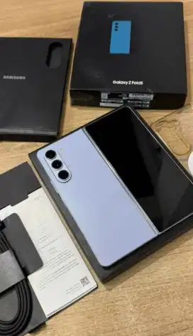 Samsung Galaxy Z Fold 5