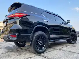 (TDP 58 JUTA) TOYOTA FORTUNER 2.8 GR SPORT AT 2022 PEMAKAIAN 2023.