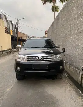 Toyota Fortuner 2.5 G MT 2009