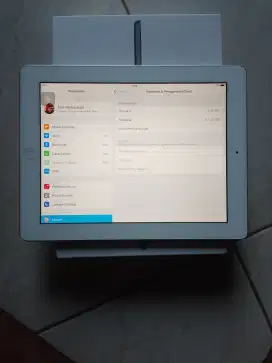 iPad Apple 4 internal 64 GB layar 10