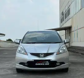 Honda Jazz RS 1.5 AT
