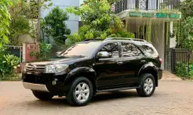 Fortuner 2.5G Diesel 2009 MT