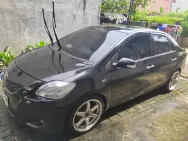 Toyota Limo 2011 Bensin