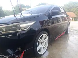 Toyota Limo 2013 Bensin