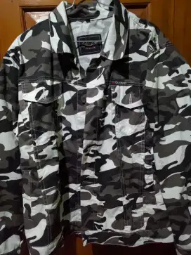 Jaket Army loreng putih