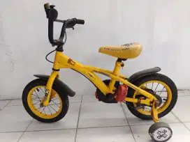Sepeda anak 12 inchi merek polygon
