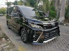 Toyota Voxy 2.0 Bensin Matic/At 2020 Super Istimewa Low Km
