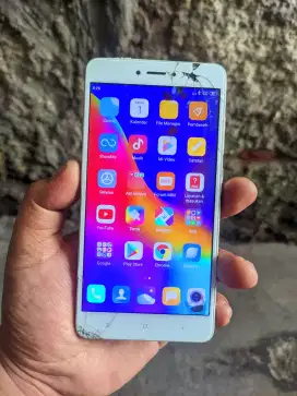 Redmi Note 4 Ram 3/16GB retak normal