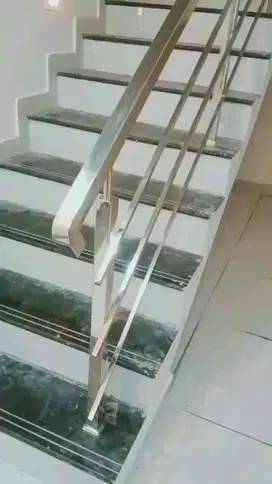 relling tangga minimalis