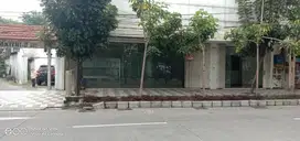 Disewakan Bangunan Komersial Jalan Mayjend Sungkono, Surabaya