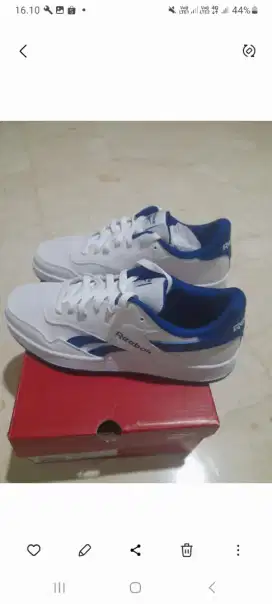 Sepatu reebok bb1000..