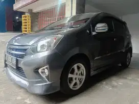 Bismillah numpang jual butuh. Toyota Agya TRD. Metic. No. D. Abu2