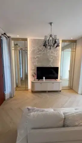 Murah Rumah 2 Lantai Full Furnish di Northwest Lake Citraland Utara
