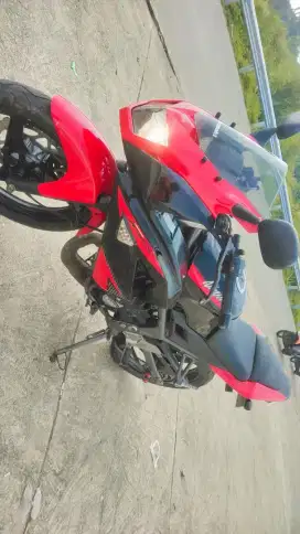 Dijual motor Kawasaki ninja 150rr 2tak