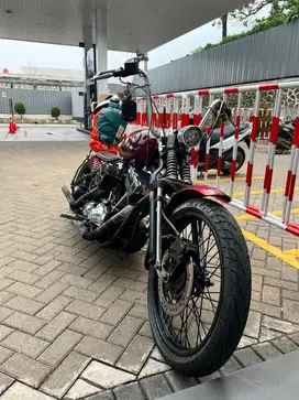 Harley custom chopper touring bigtwin 1450cc karbu 2005