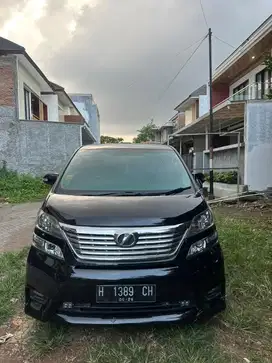TOYOTA VELLFIRE