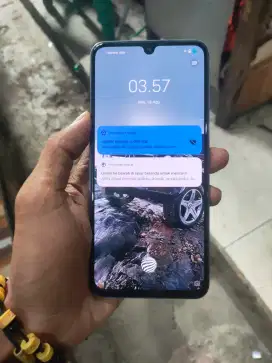 Vivo V25 5G 8+8/256 nfc sidik jari layar orian body pemakaian hp Chas