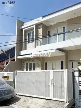 JUAL RUMAH 2 LANTAI SIAP HUNI BABATAN PANTAI