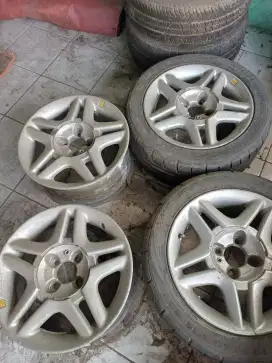 Velg momo original R15