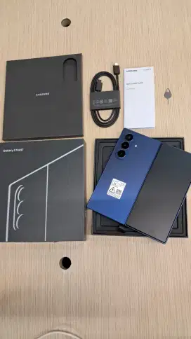 SAMSUNG Z FOLD 7 12/256