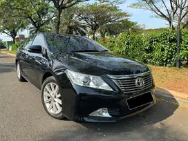 Toyota Camry V Tahun 2013 AT, Km 64 rb antik