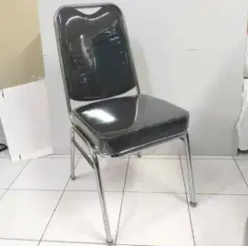 Kursi susun pesta