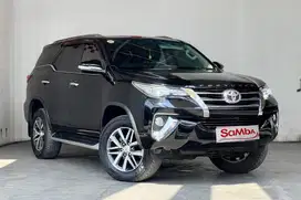 TOYOTA FORTUNER VRZ 2.4 AT 2017..PAJAK JUNI 2025..HITAM