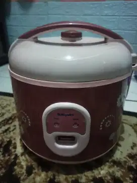 Mejicom/ rice cooker miyako 1,8L